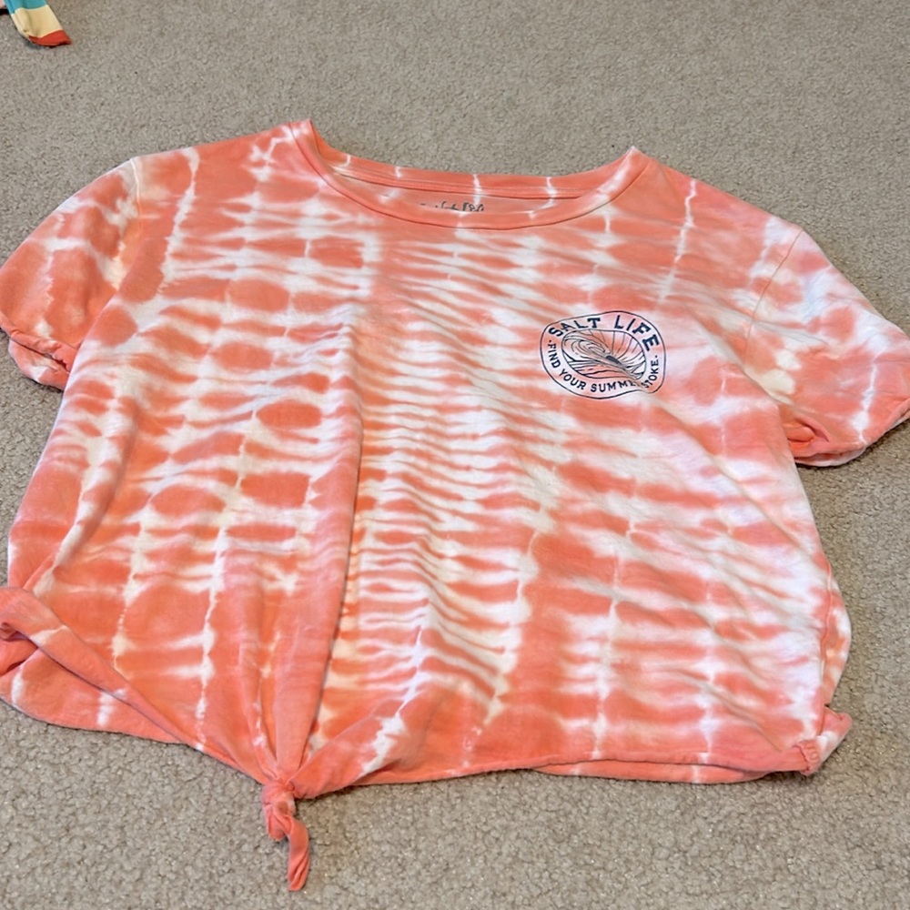 Cropped tie die shirt